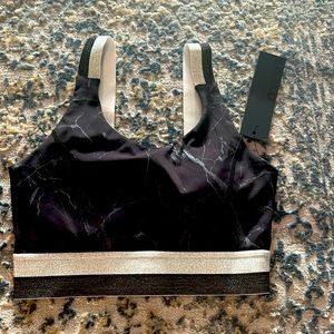 New with tags! Mono b workout bra, sports bra with padding.